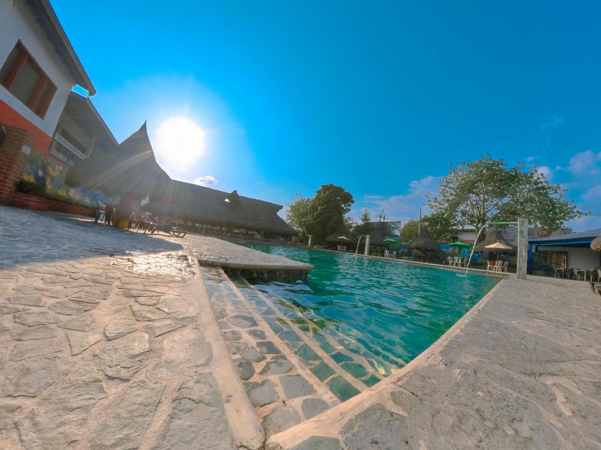סנטה פה דה אנטיוקיה Hotel Acuarela Del Rio מראה חיצוני תמונה