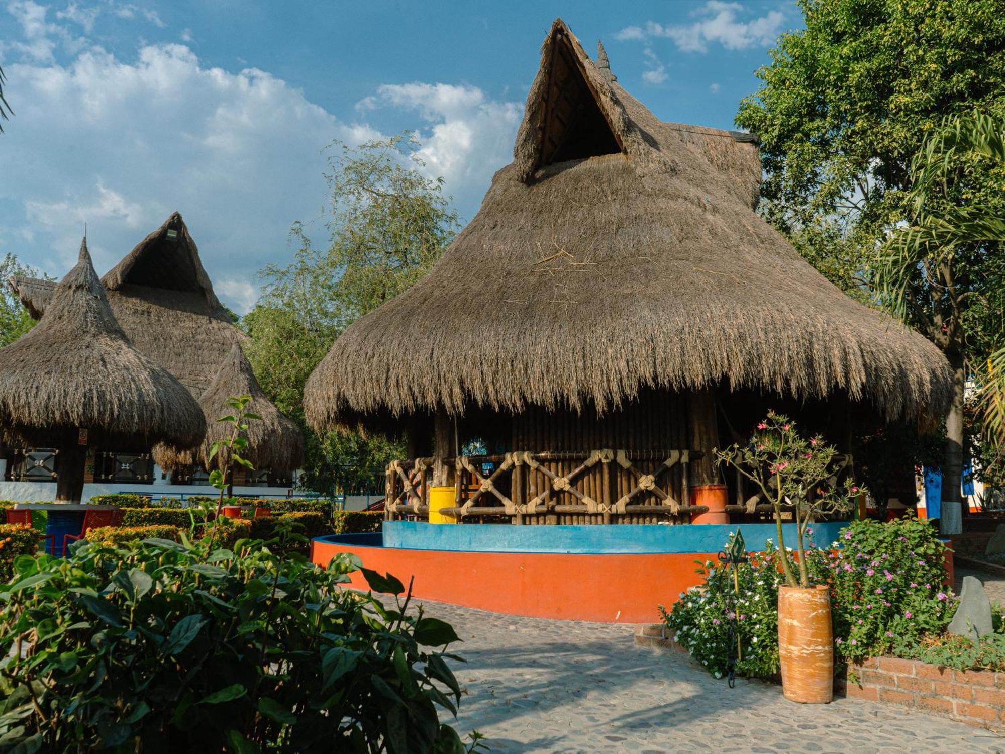 סנטה פה דה אנטיוקיה Hotel Acuarela Del Rio מראה חיצוני תמונה